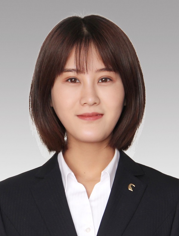 蘇笑笑律師介紹